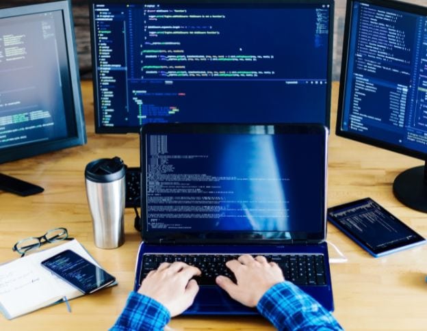 AI and ML developer IT company working on software integration services.