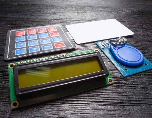 Smart card and access control devices for identity and access management systems.