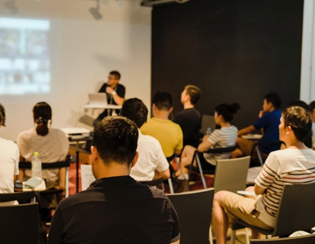 AI and ML workshop at Softinator TechLabs with engaged participants learning new skills.