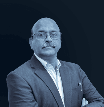 Professional team leader at Softinator TechLabs, specializing in AI and ML development.